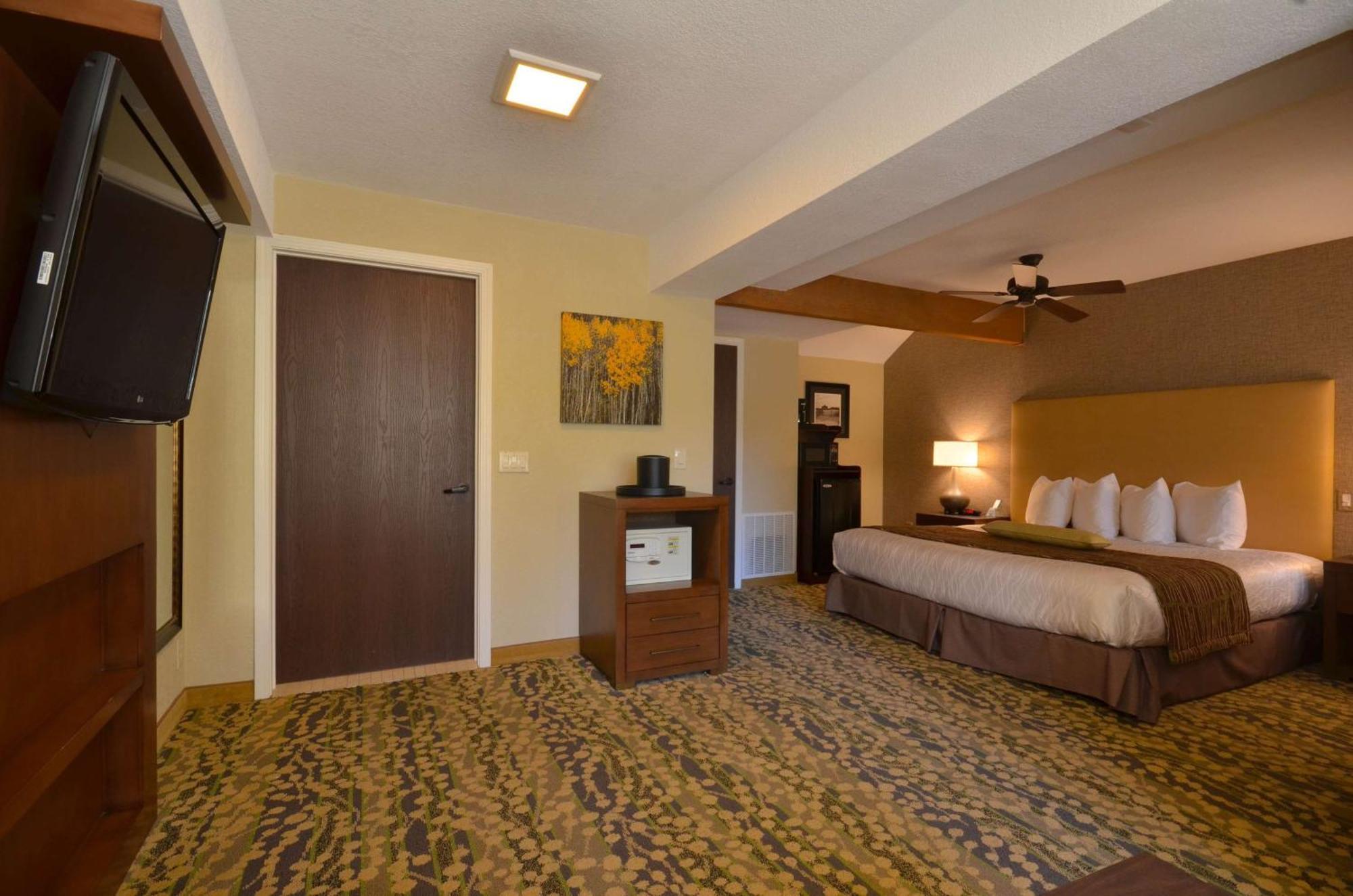 Best Western The Inn & Suites פסיפיק גרוב מראה חיצוני תמונה