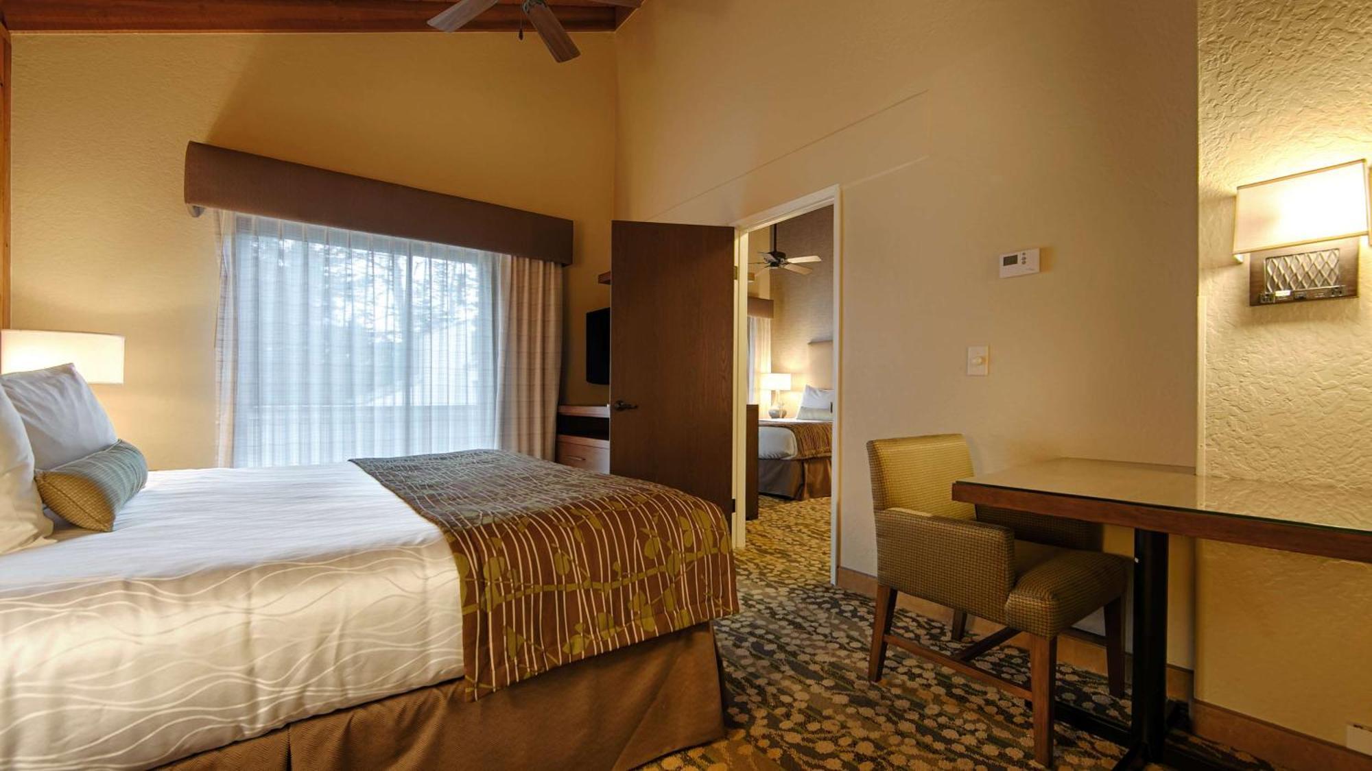 Best Western The Inn & Suites פסיפיק גרוב מראה חיצוני תמונה